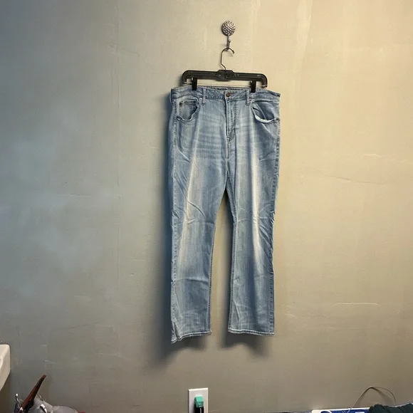American eagle outfitters Light Blue Denim Jeans size 36x32 0074 - Picture 1 of 2